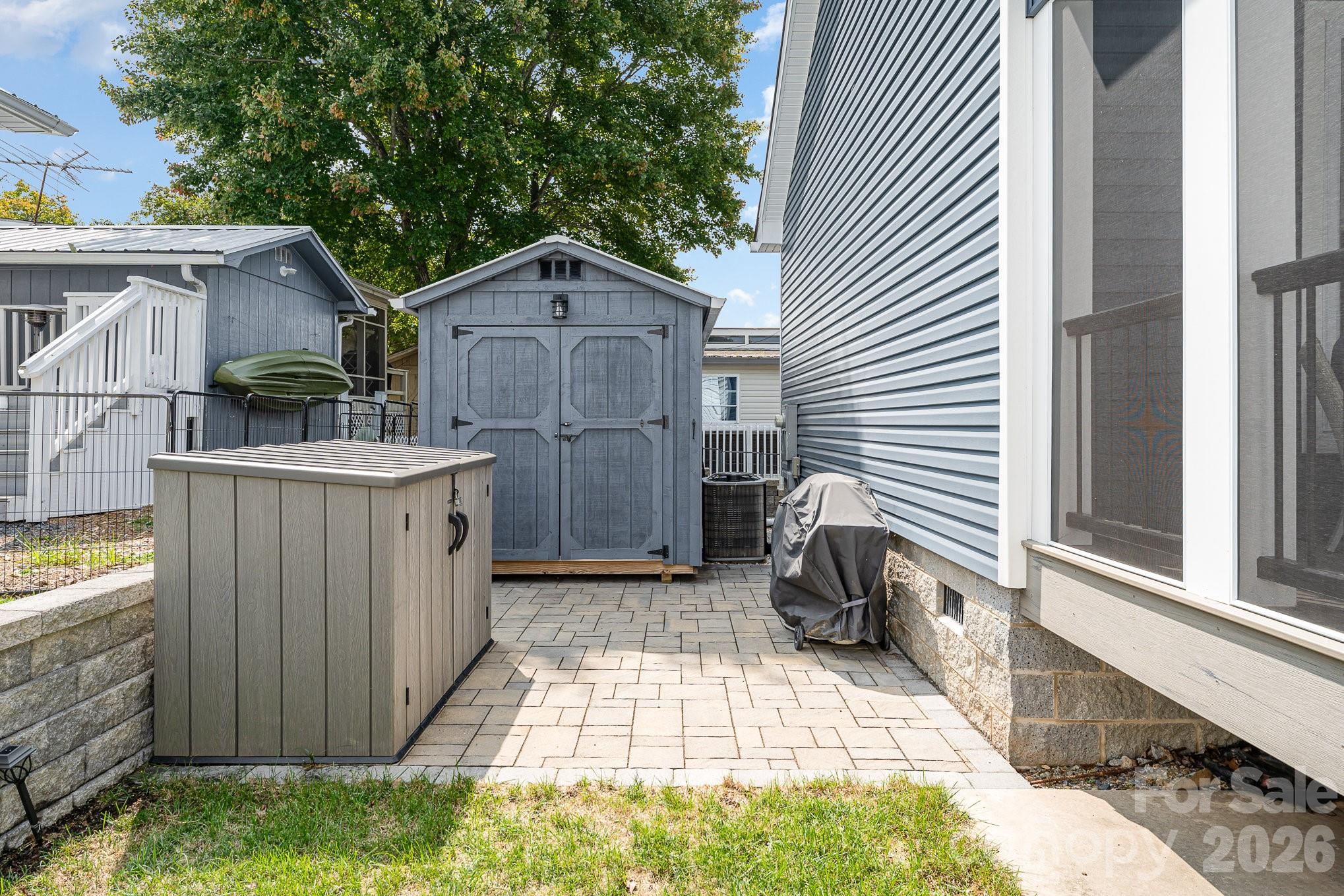163 Cardinal Drive — New London