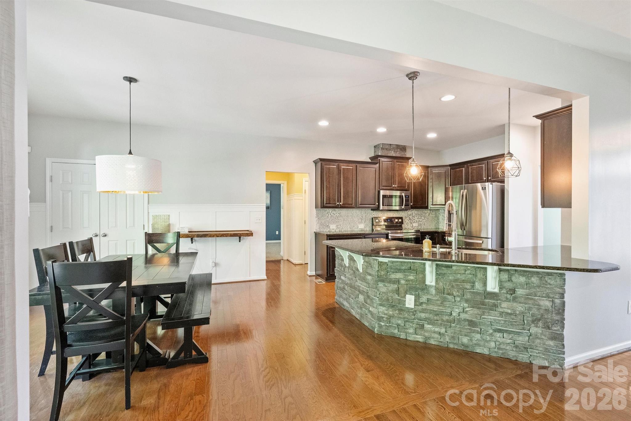 1135 Brookdale Lane — Stanley
