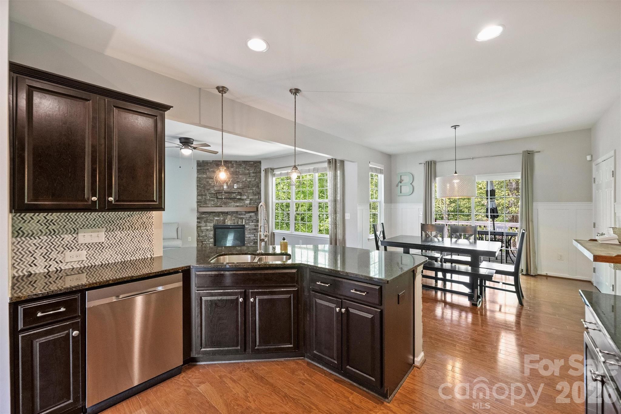 1135 Brookdale Lane — Stanley