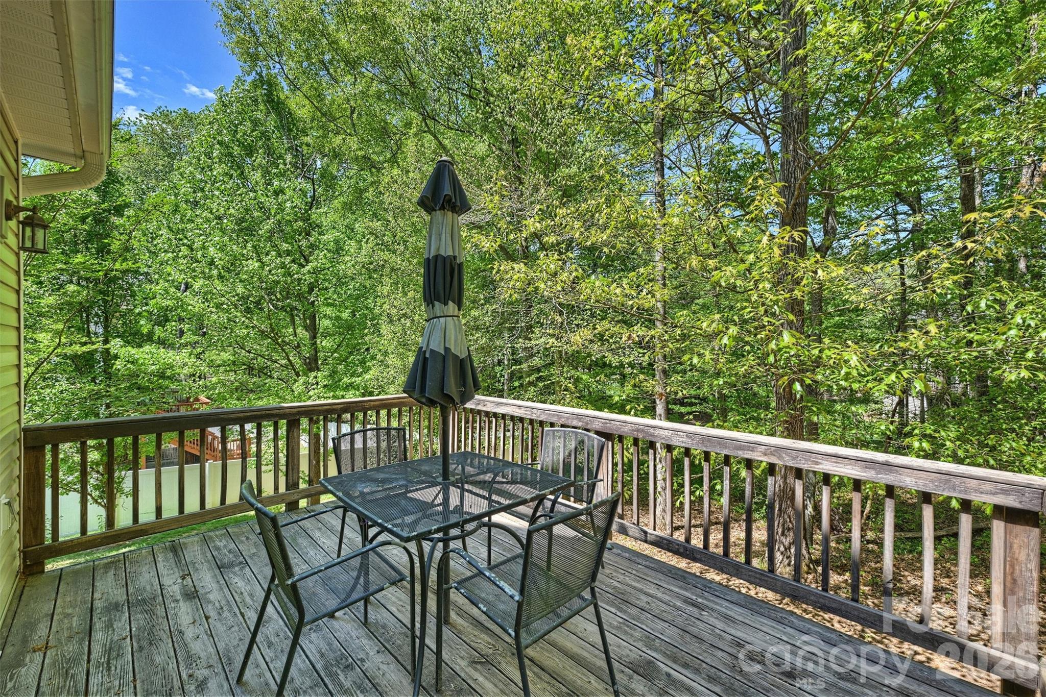 1135 Brookdale Lane — Stanley
