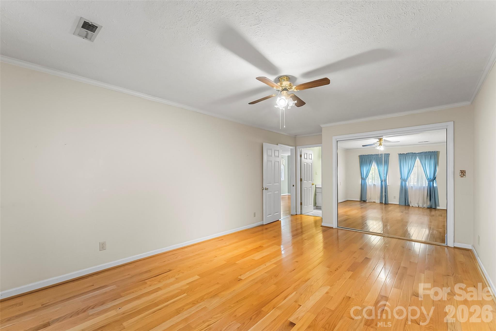 512 Paxton Creek Road — Marion