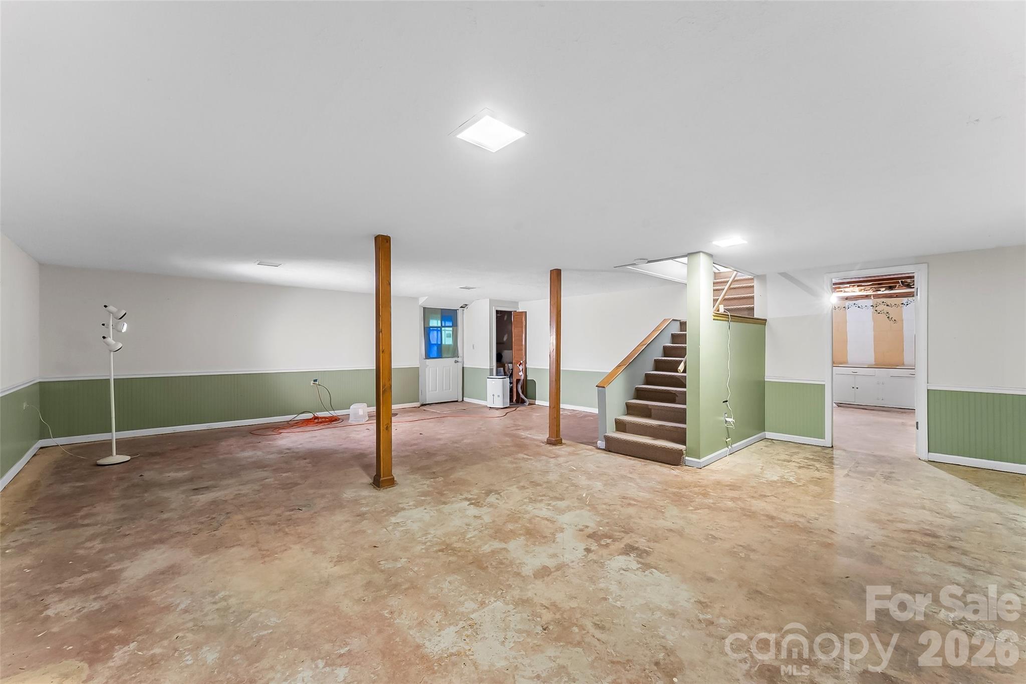 512 Paxton Creek Road — Marion