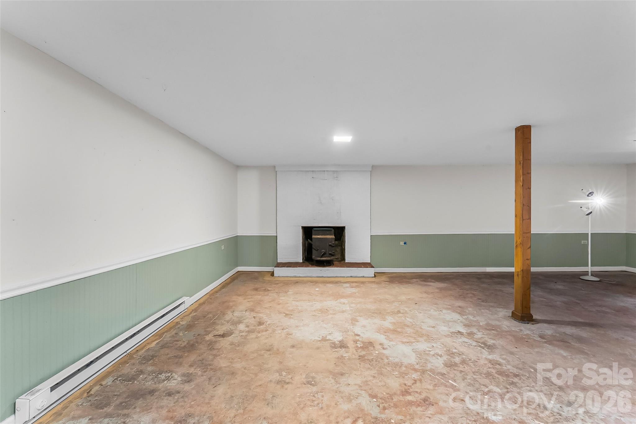 512 Paxton Creek Road — Marion