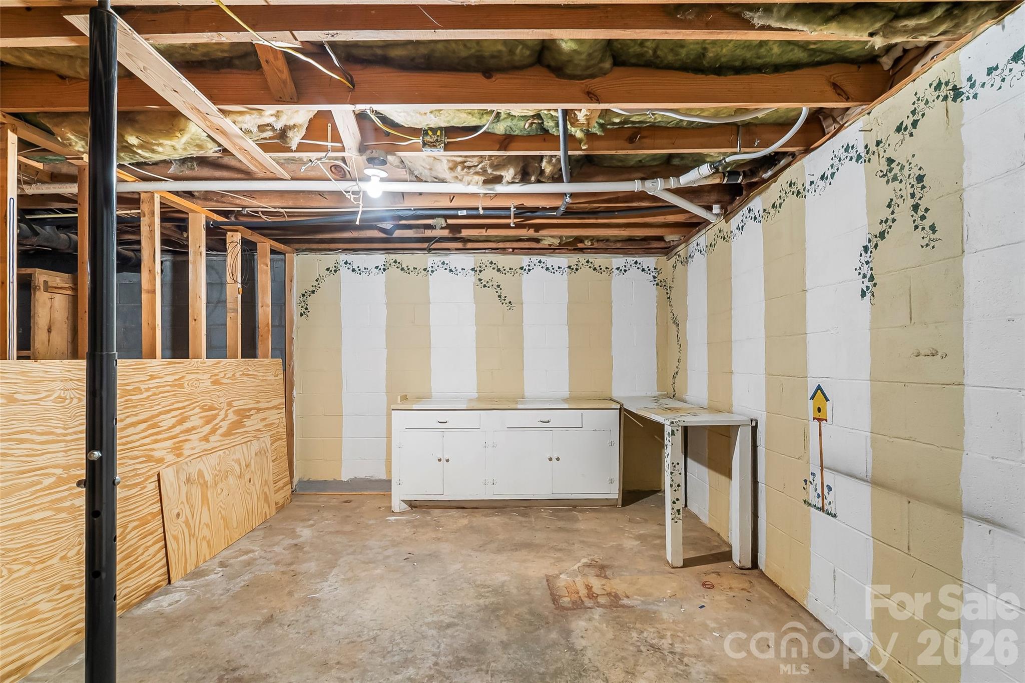 512 Paxton Creek Road — Marion