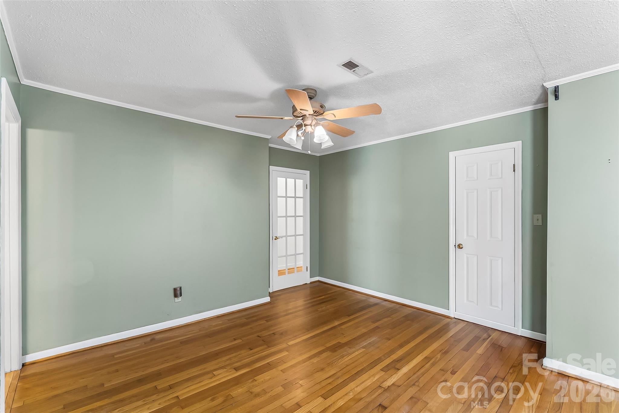 512 Paxton Creek Road — Marion