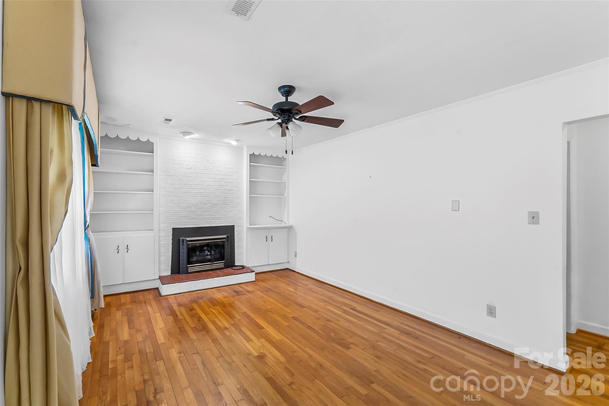 512 Paxton Creek Road — Marion