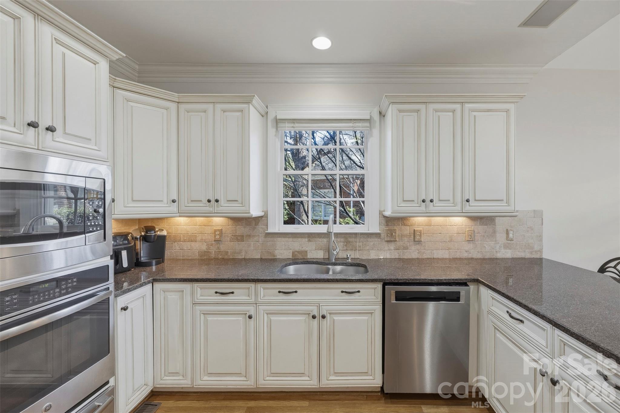 10835 Alexander Mill Drive — Charlotte