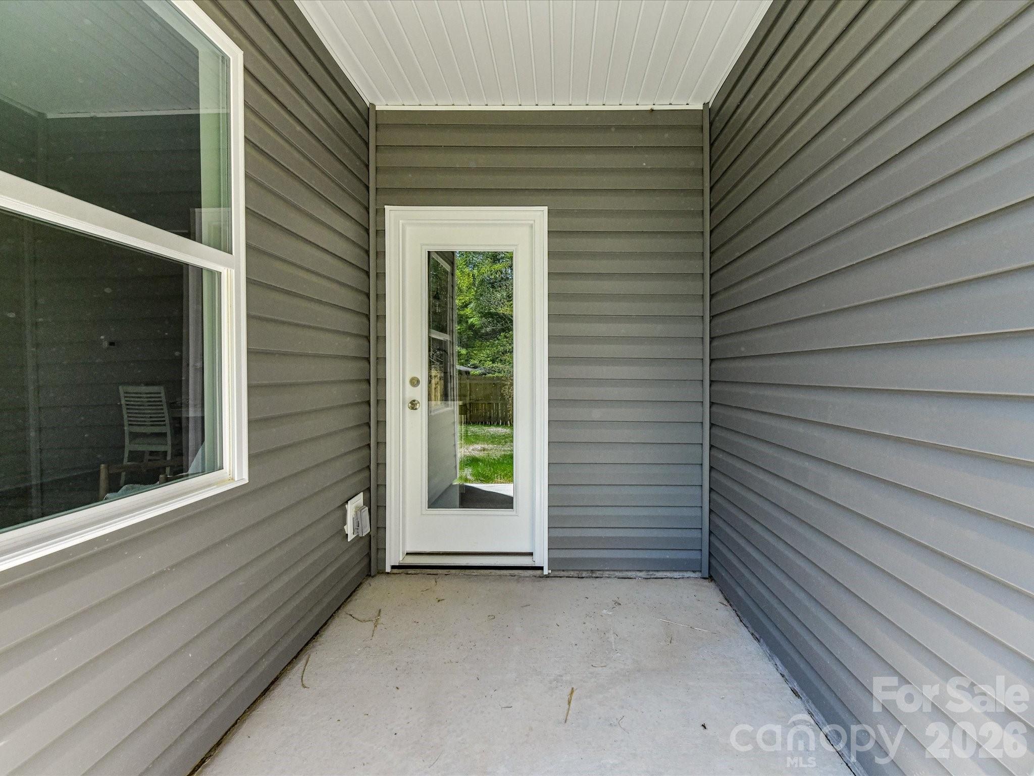 655 Stillgreen Lane — Charlotte