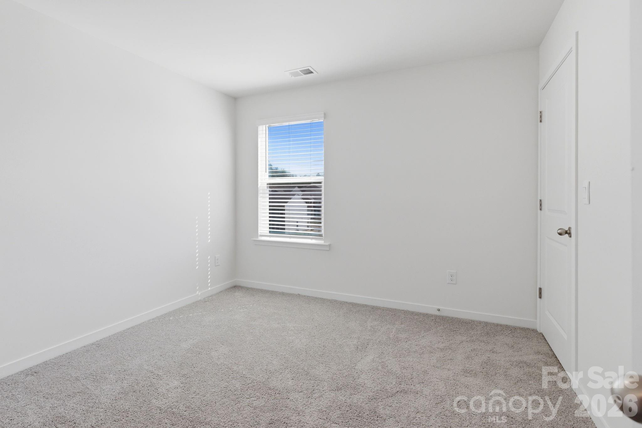 1006 20th Avenue Loop SE — Hickory