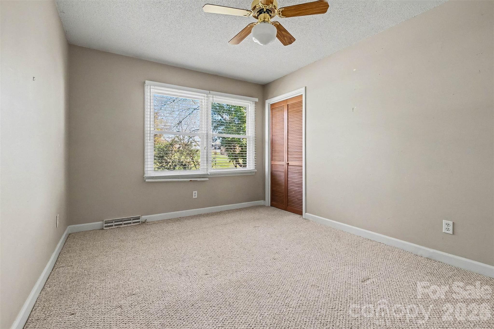 1388 Smith Farm Road — Lincolnton