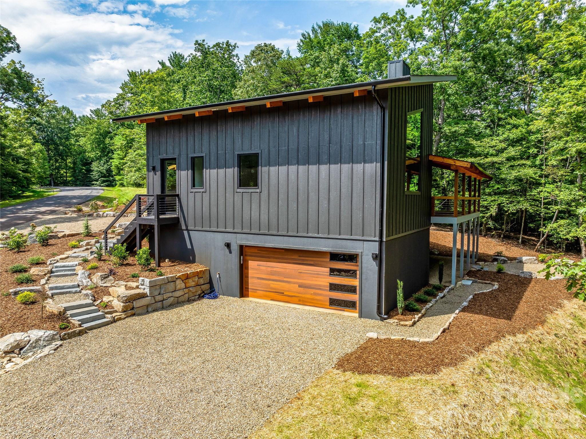 1180 West Lake Road — Marion