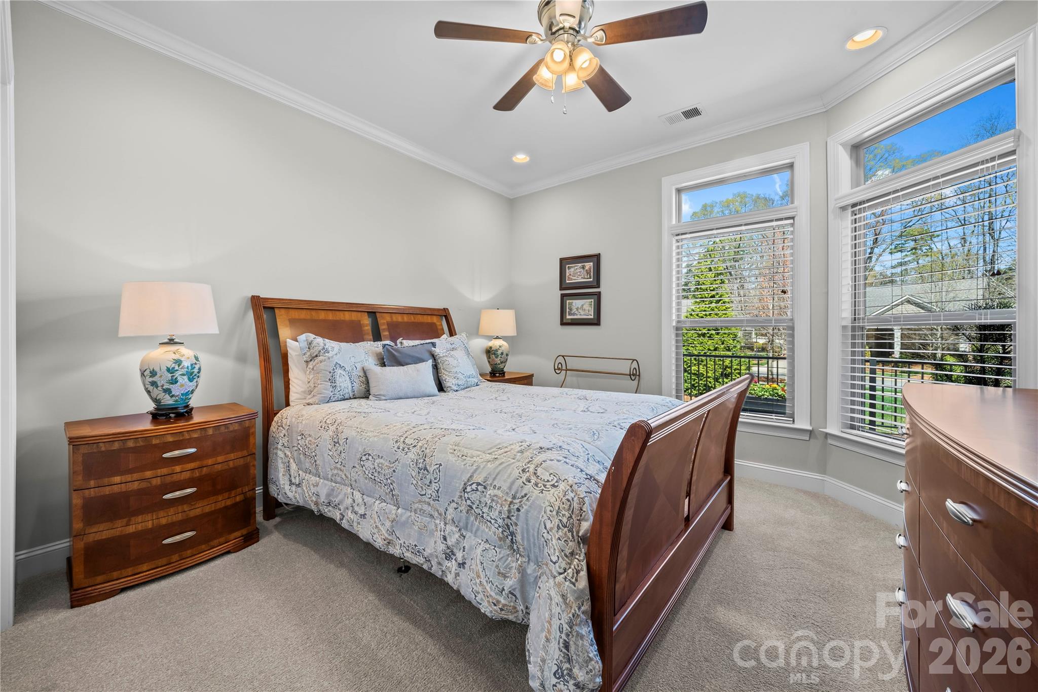 8020 Parknoll Drive — Huntersville