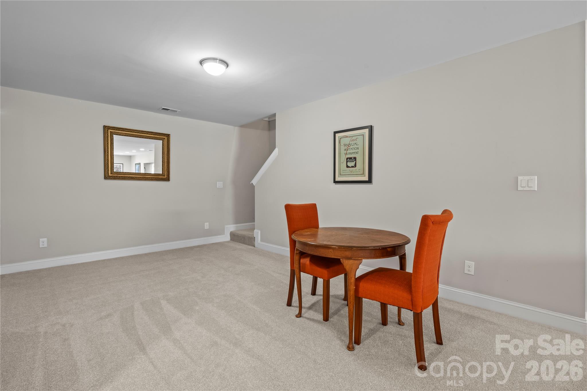 8020 Parknoll Drive — Huntersville