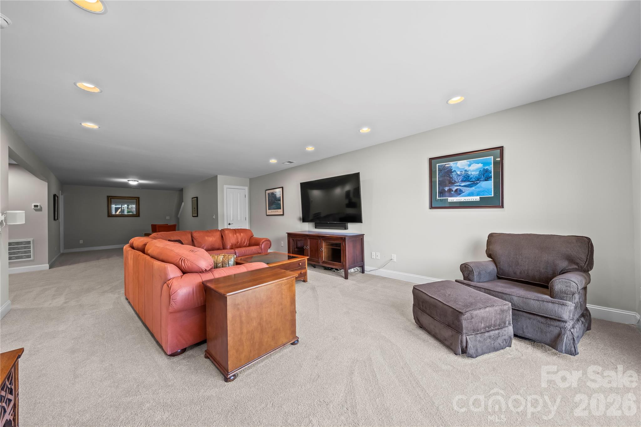 8020 Parknoll Drive — Huntersville