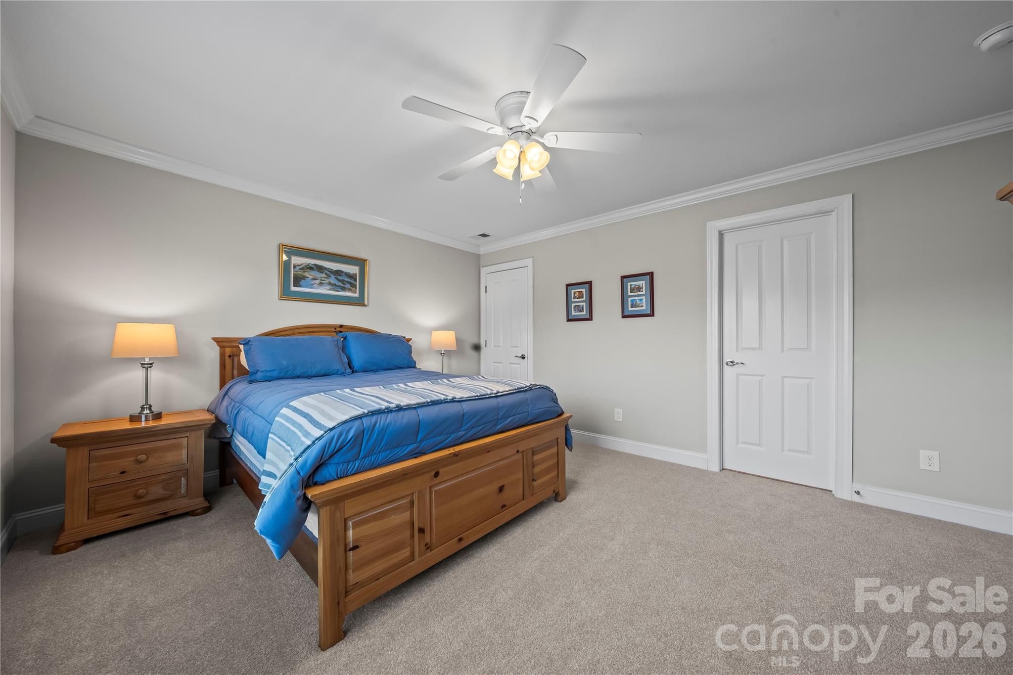 8020 Parknoll Drive — Huntersville