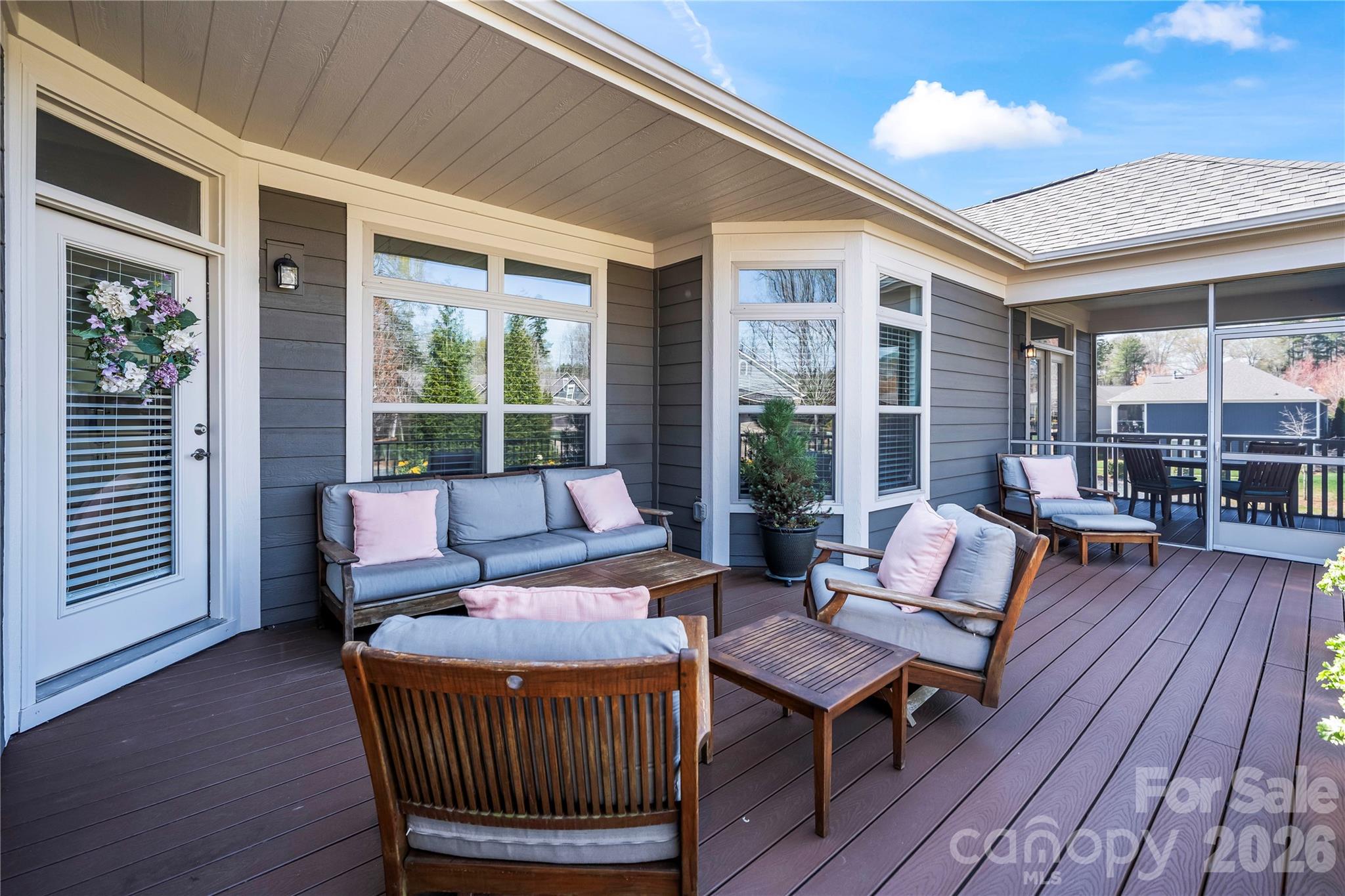 8020 Parknoll Drive — Huntersville