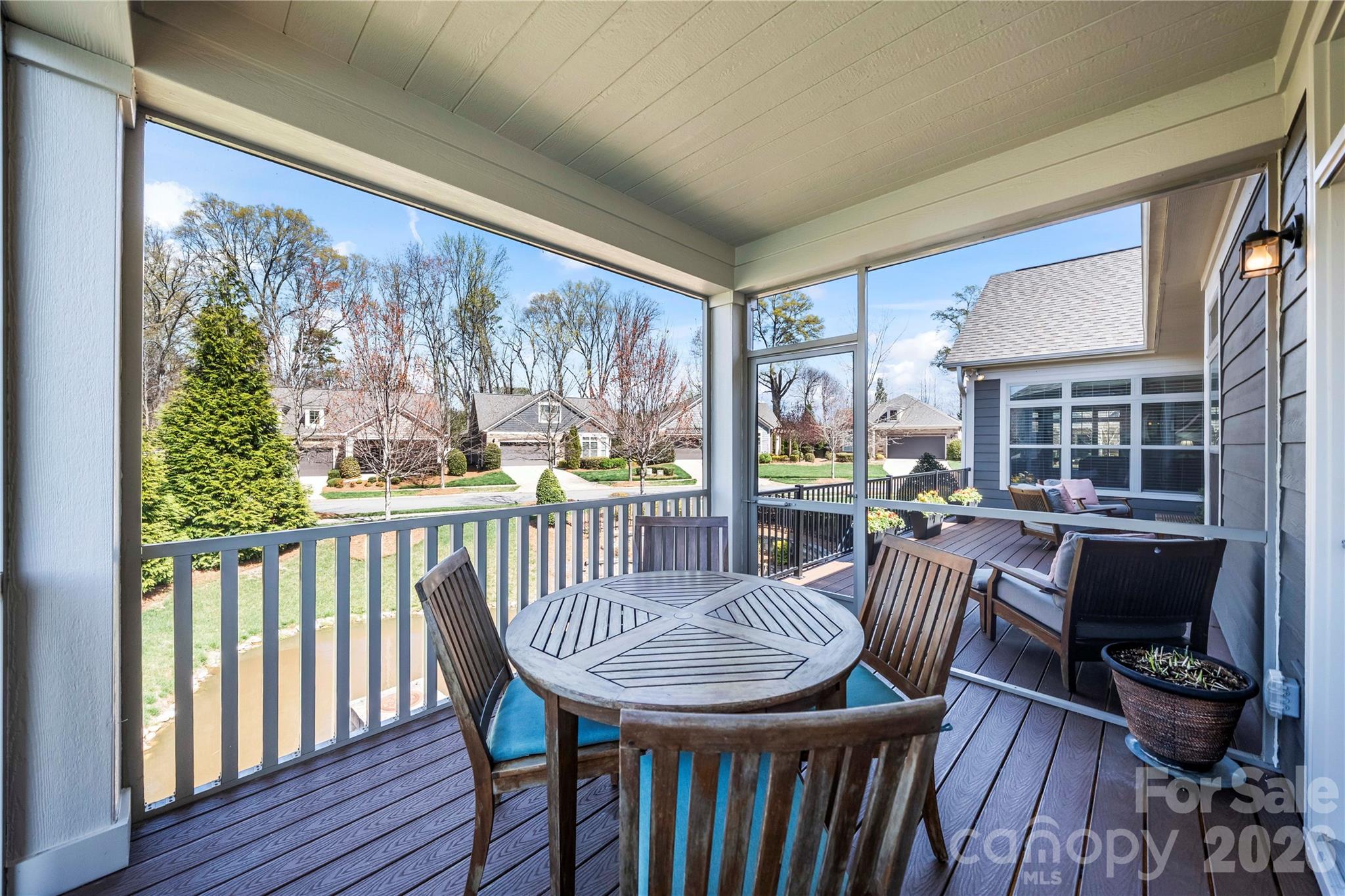 8020 Parknoll Drive — Huntersville