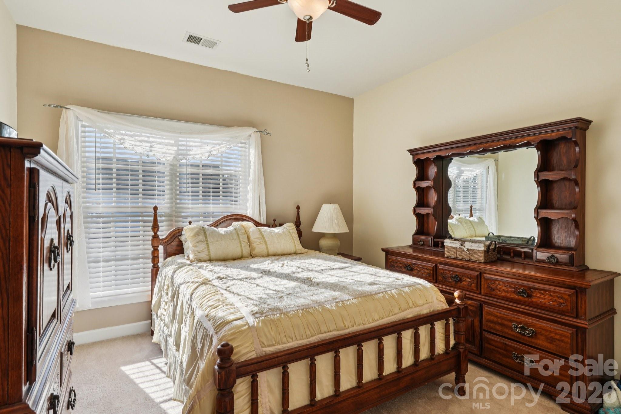 13234 Eastfield Village Lane — Charlotte
