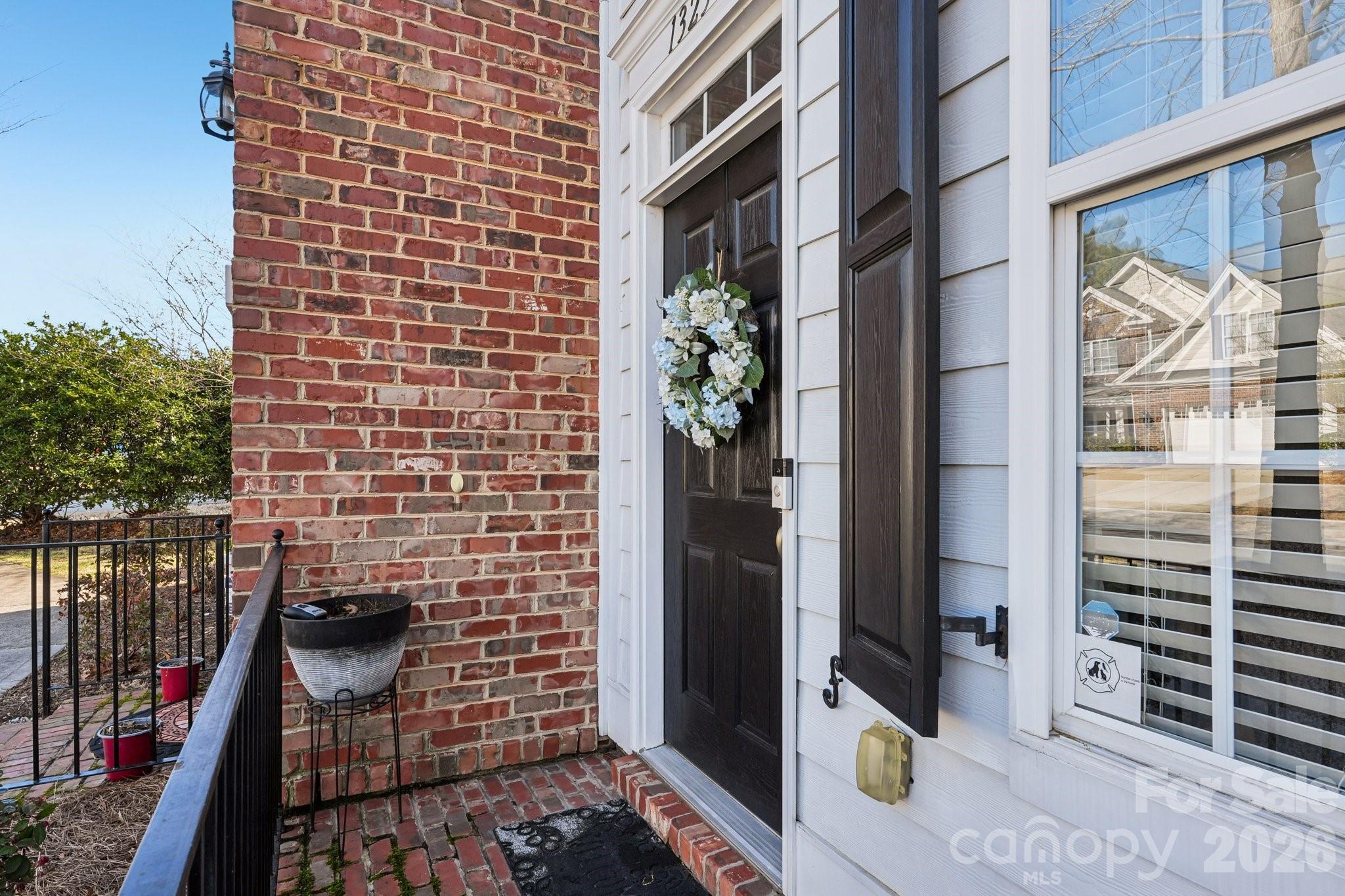 13234 Eastfield Village Lane — Charlotte
