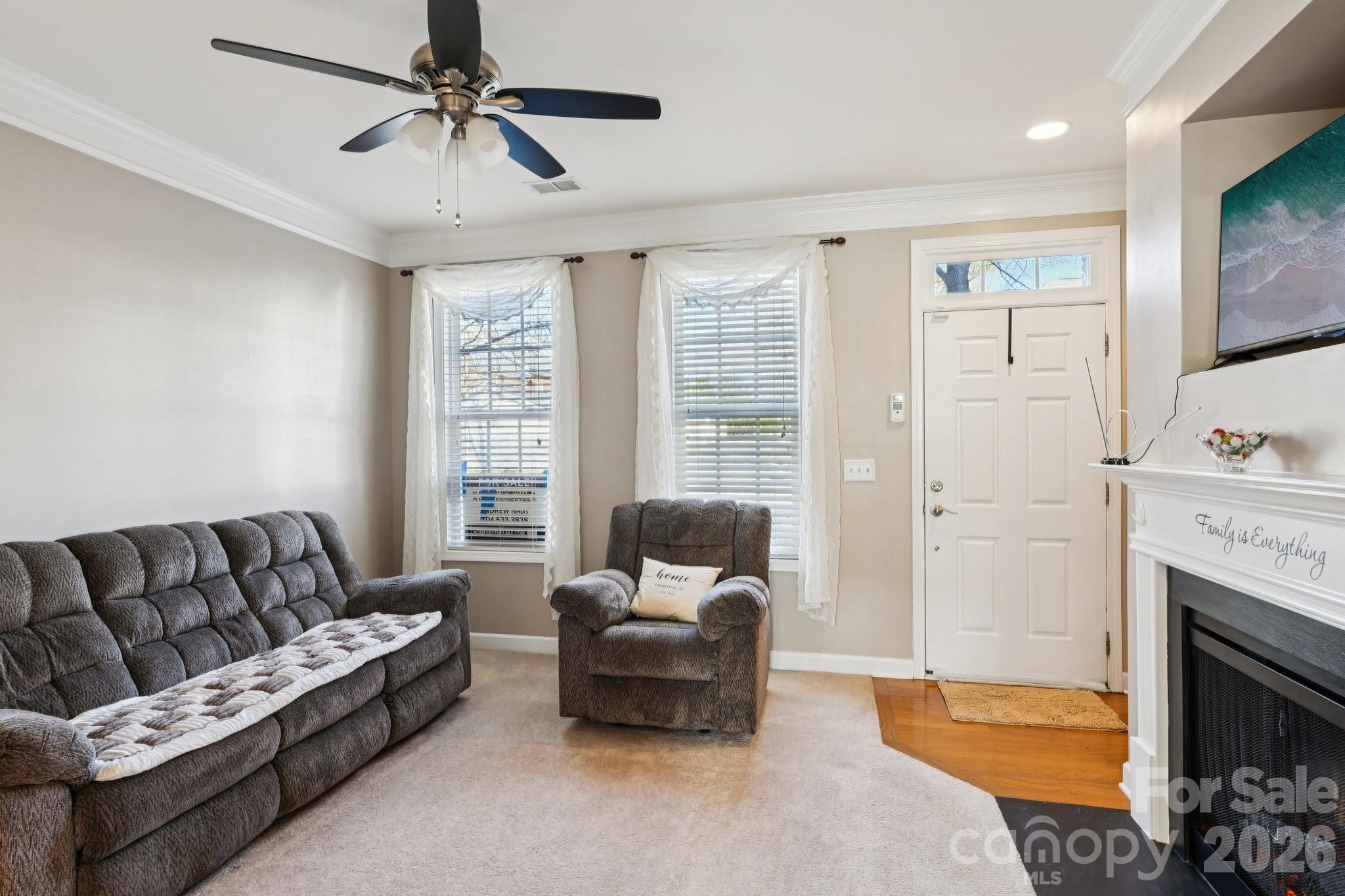 13234 Eastfield Village Lane — Charlotte