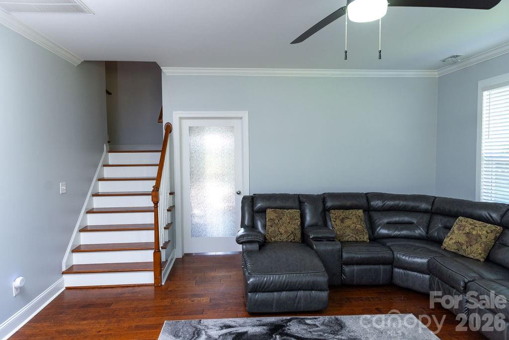 402 Spring Lake Drive — Monroe