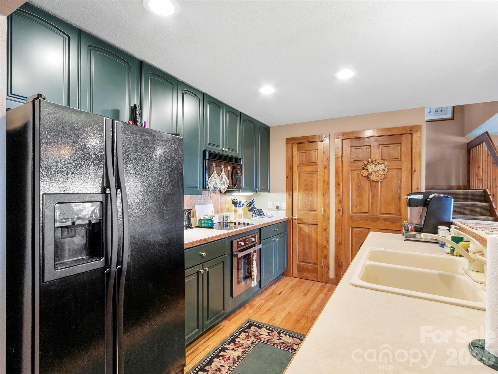 21 Ivy Ridge Road — Burnsville