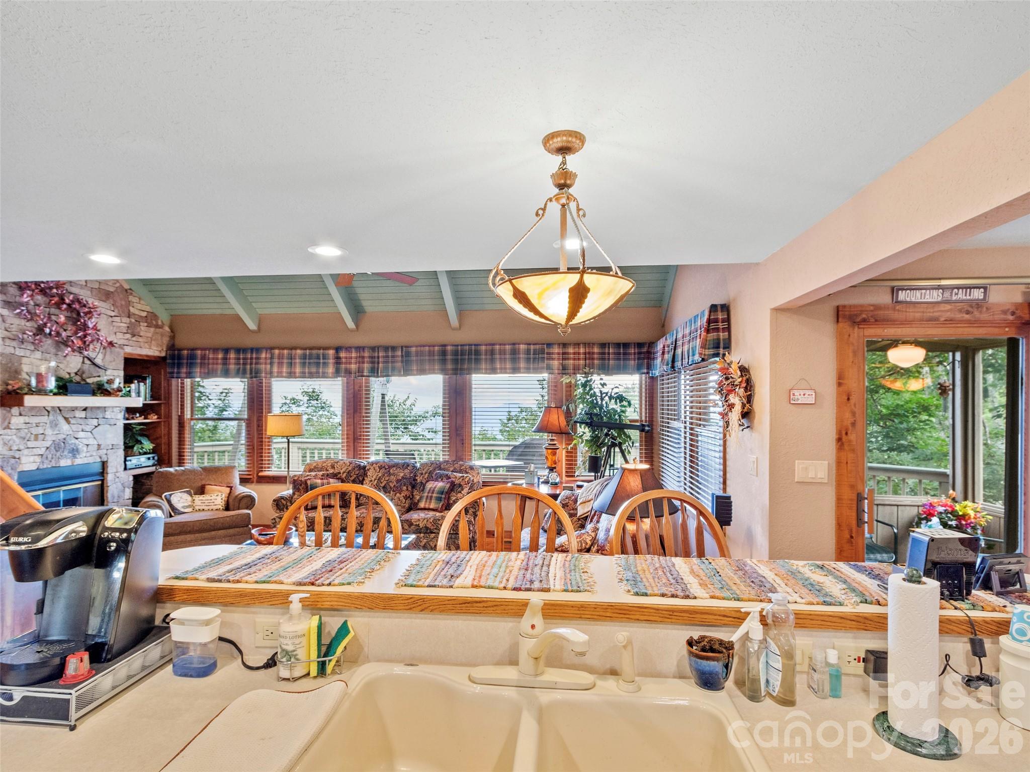 21 Ivy Ridge Road — Burnsville