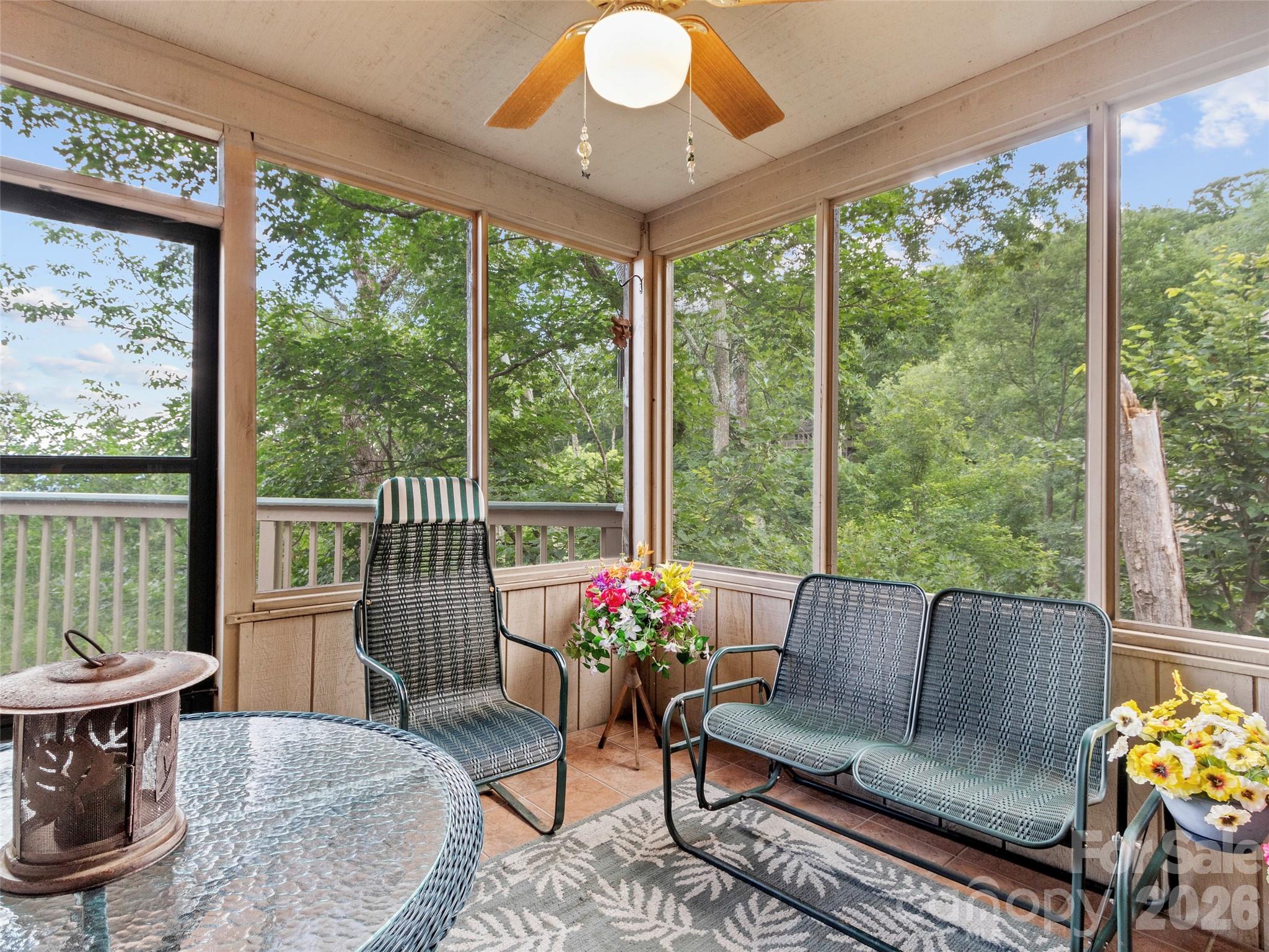 21 Ivy Ridge Road — Burnsville