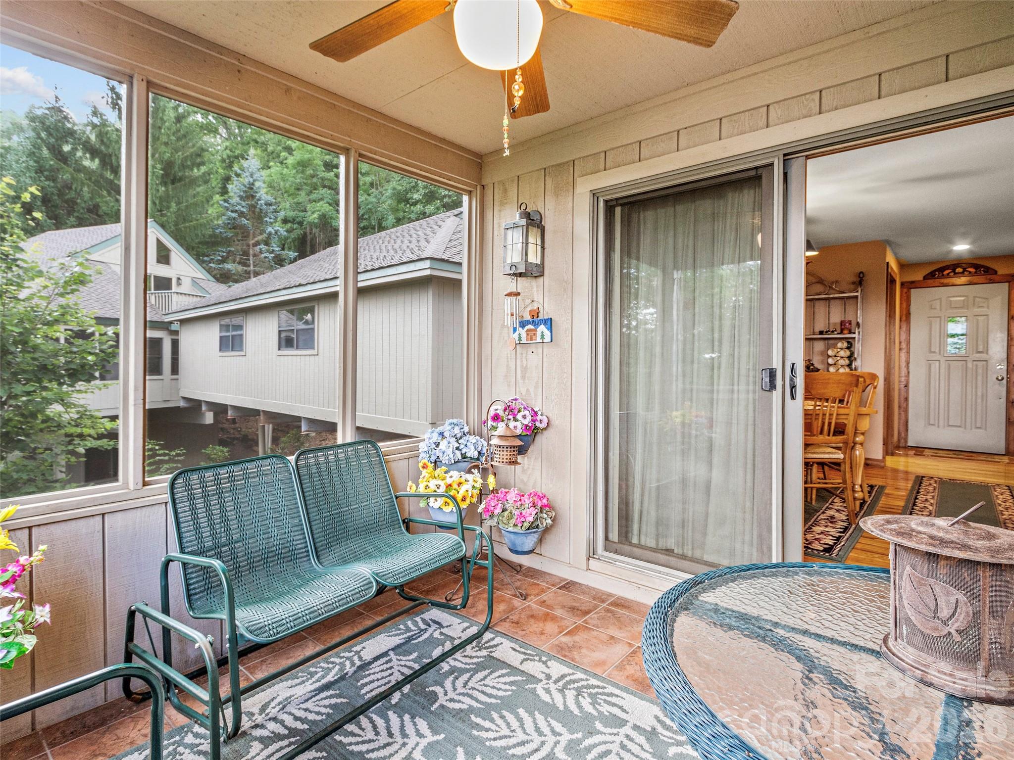 21 Ivy Ridge Road — Burnsville