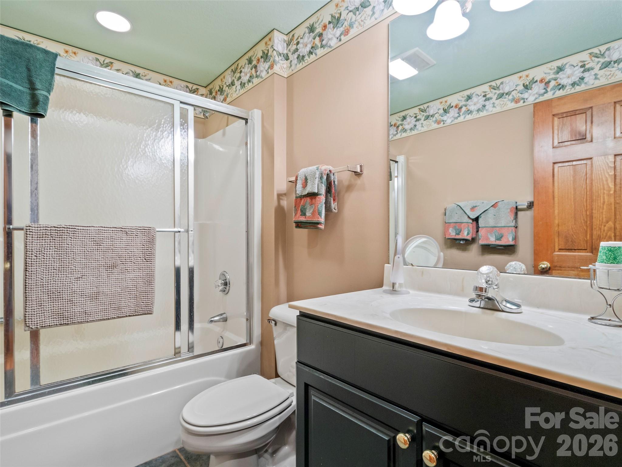 21 Ivy Ridge Road — Burnsville