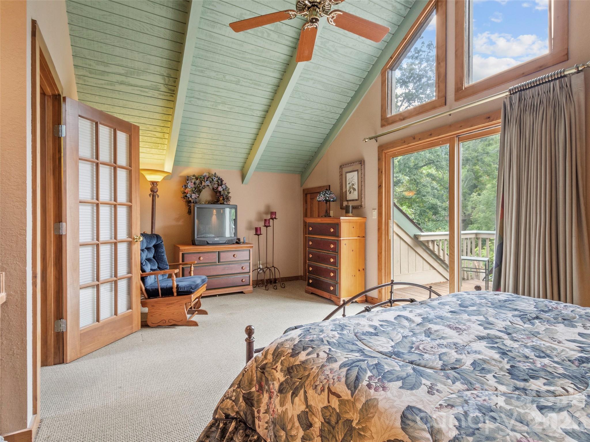 21 Ivy Ridge Road — Burnsville