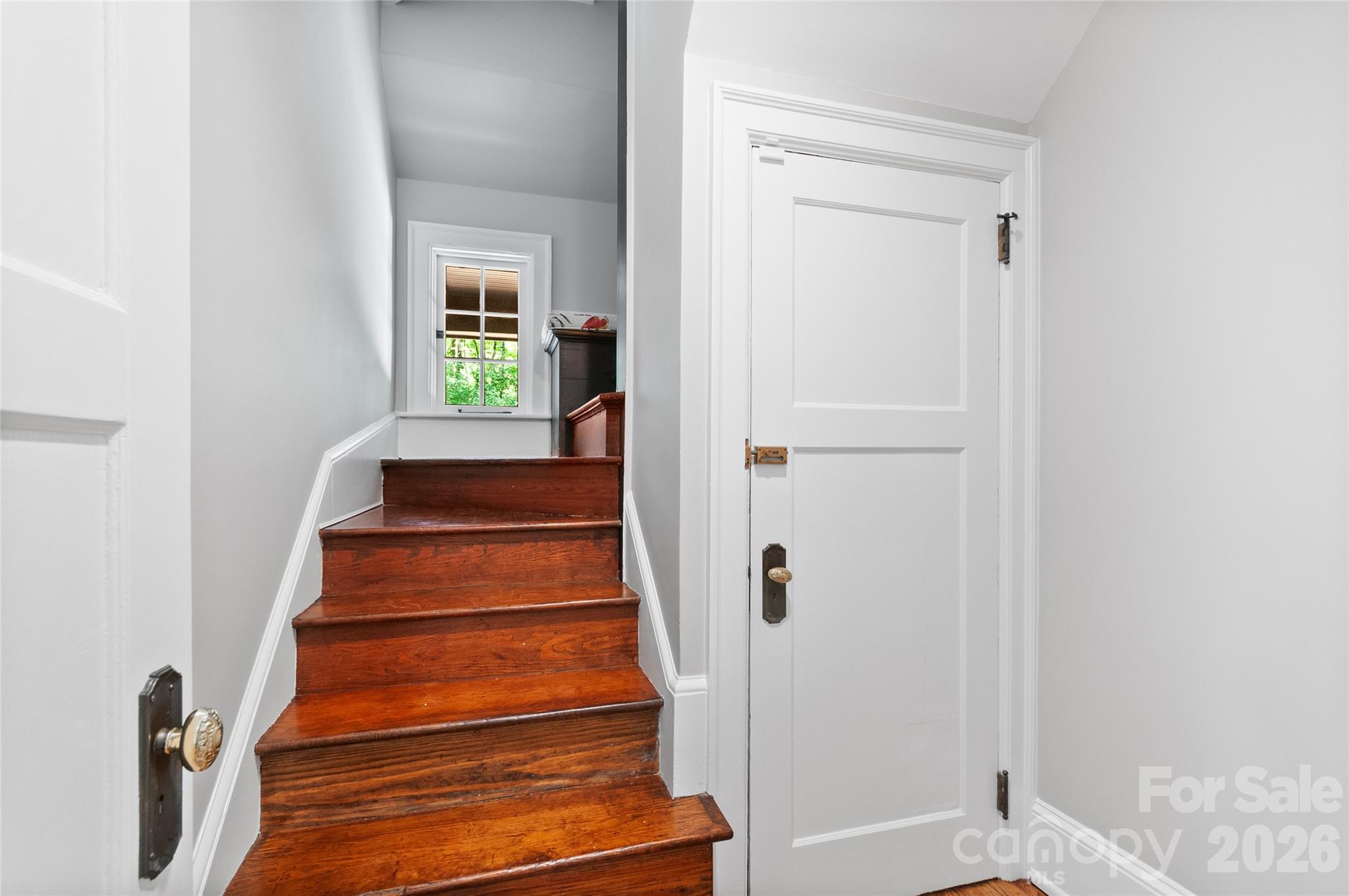 30 Cedarcliff Road — Asheville