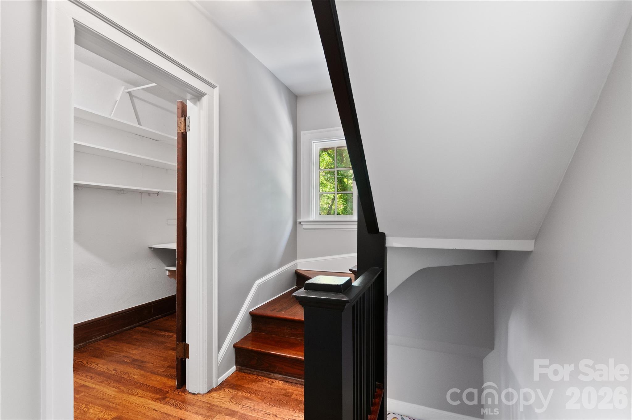 30 Cedarcliff Road — Asheville