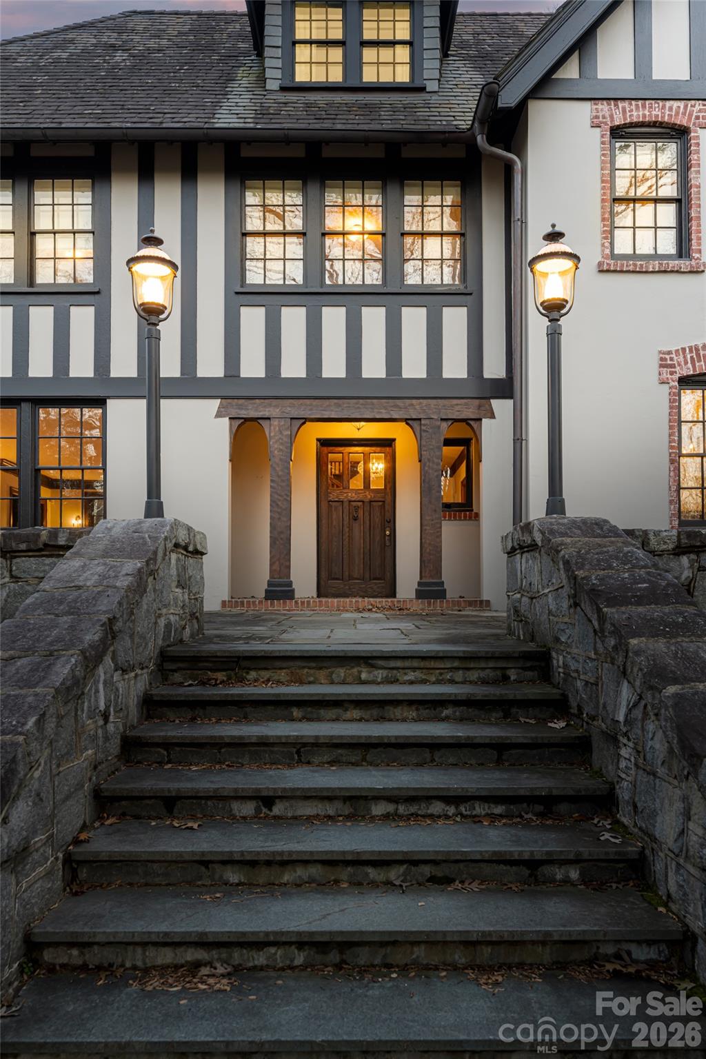30 Cedarcliff Road — Asheville