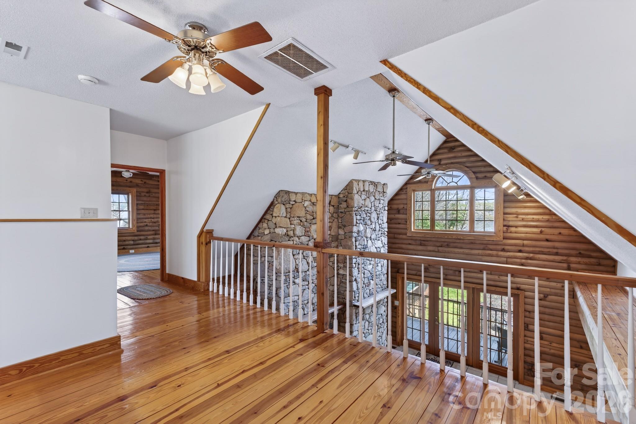 5981 Johnson Road — Clover