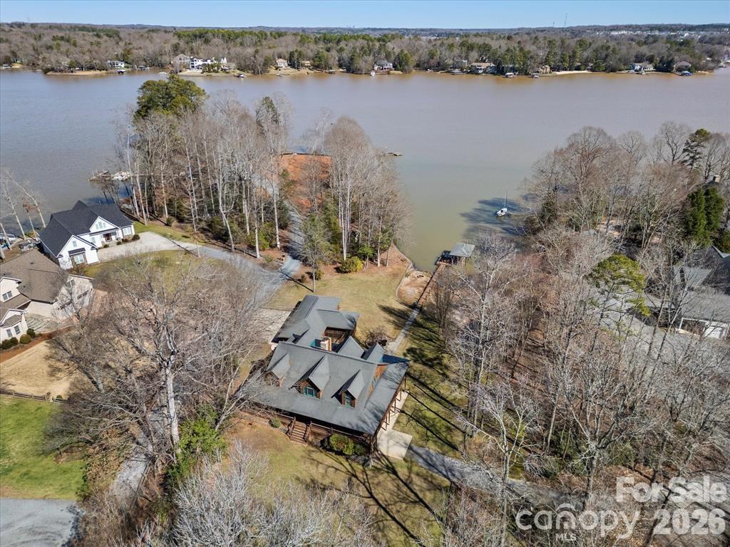 5981 Johnson Road — Clover