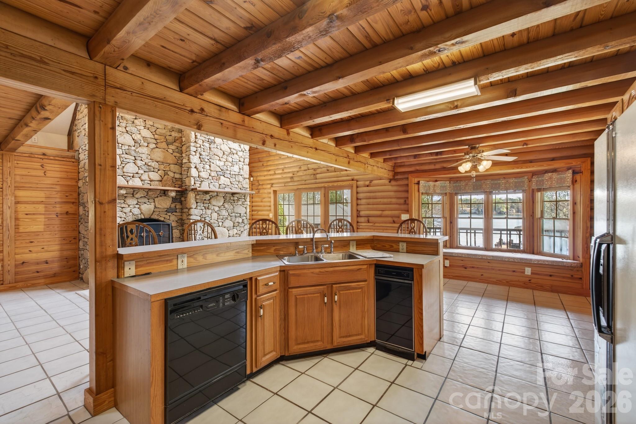 5981 Johnson Road — Clover