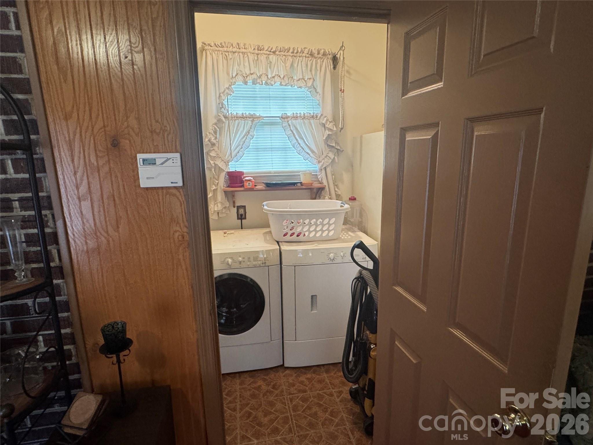 1529 W Market Street — Cheraw