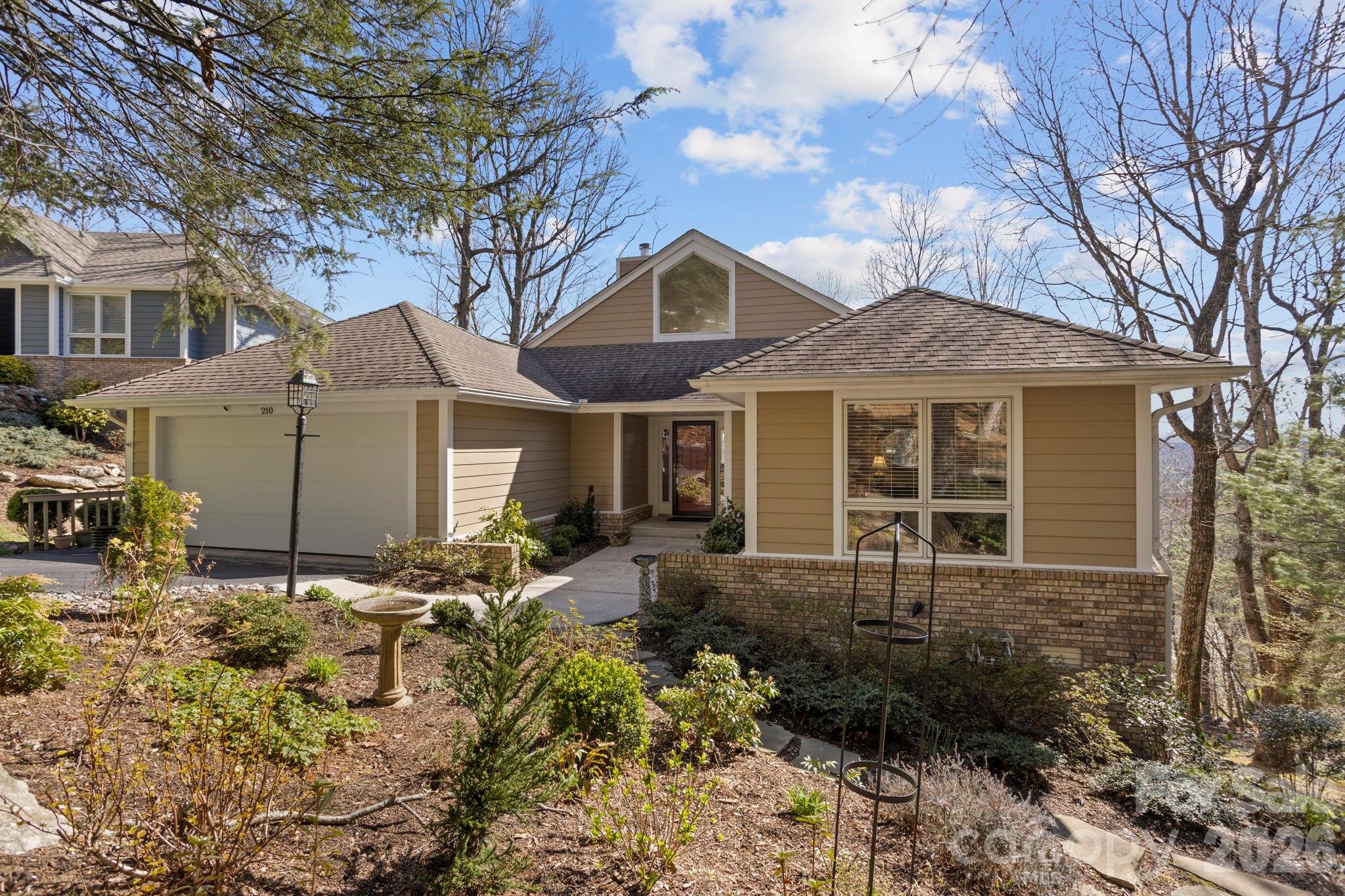 210 Claymoor Court — Flat Rock