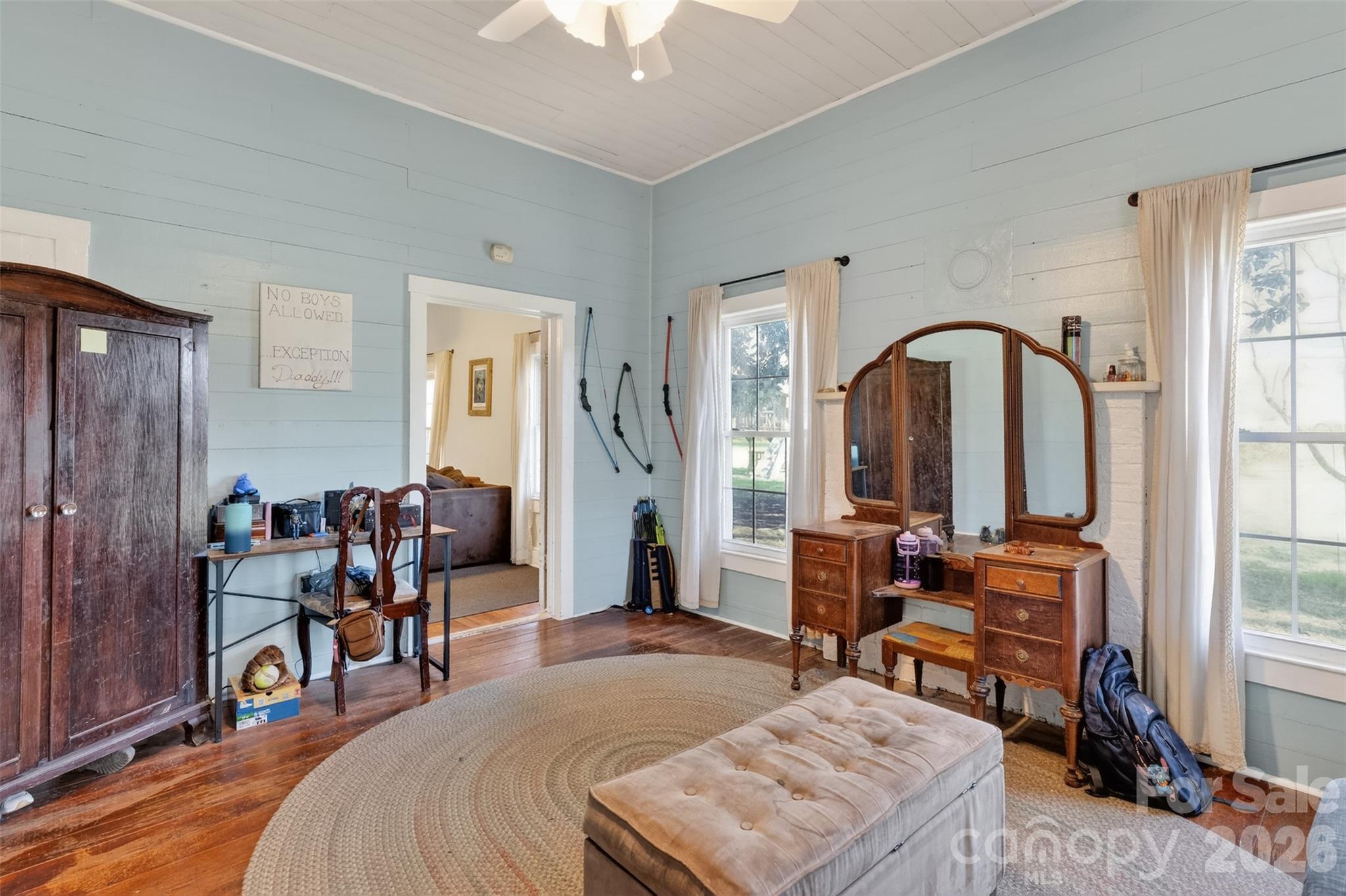 32547 Valley Drive — Albemarle