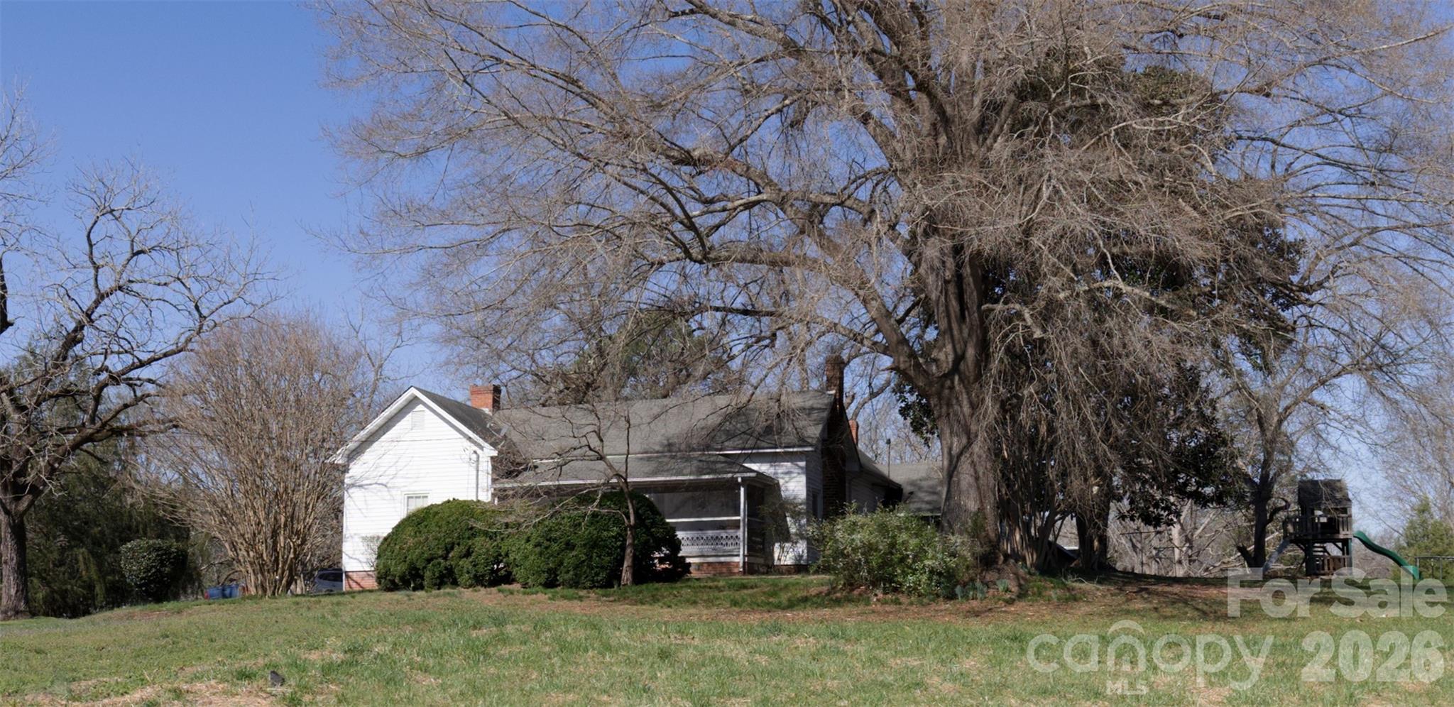 32547 Valley Drive — Albemarle