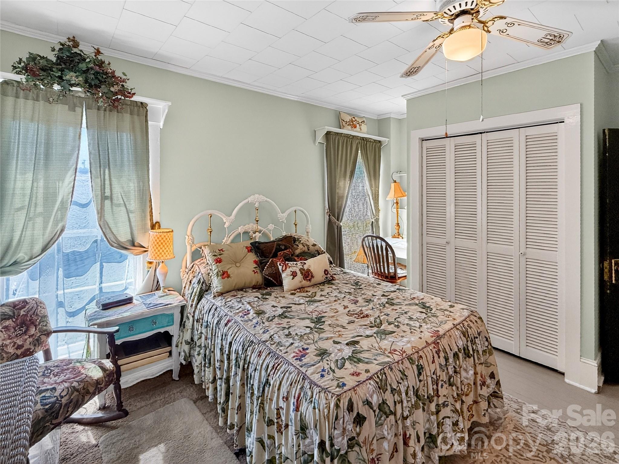 192 W Court Street — Rutherfordton