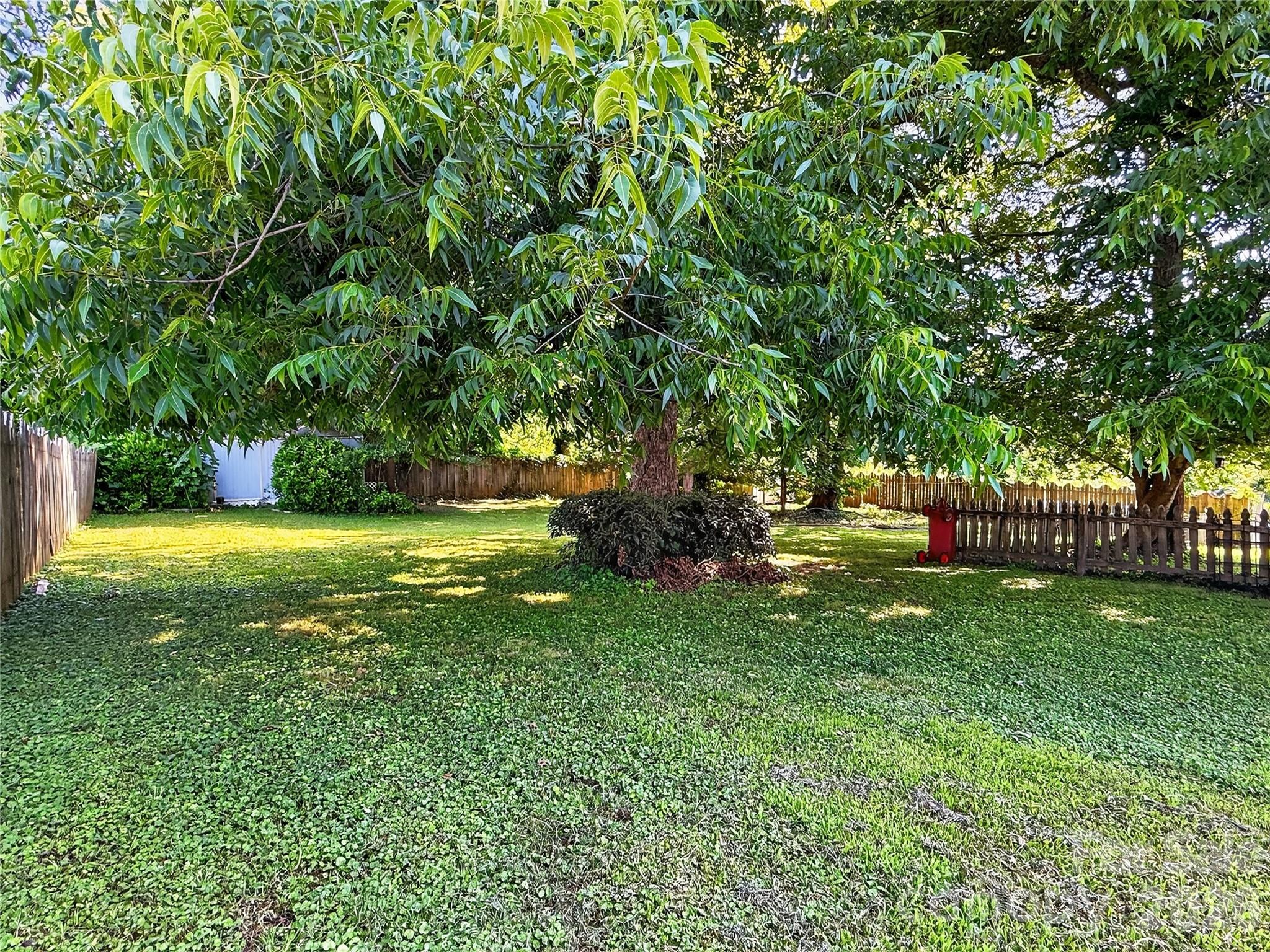 192 W Court Street — Rutherfordton