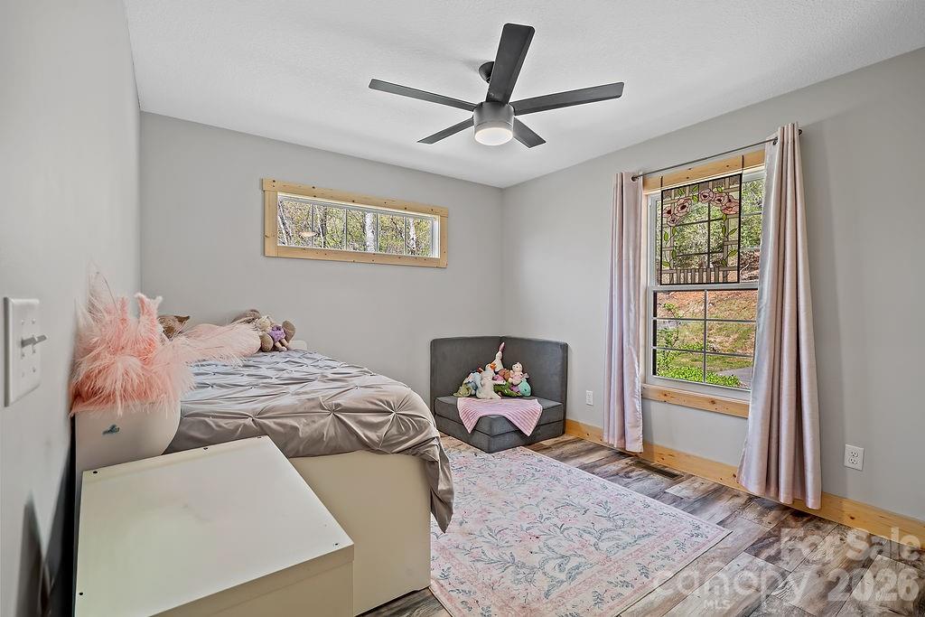 566 South Mills River Road — Mills River