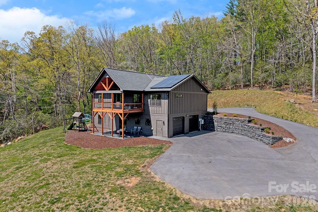566 South Mills River Road — Mills River