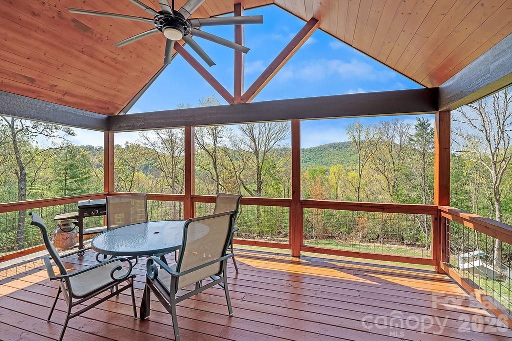 566 South Mills River Road — Mills River