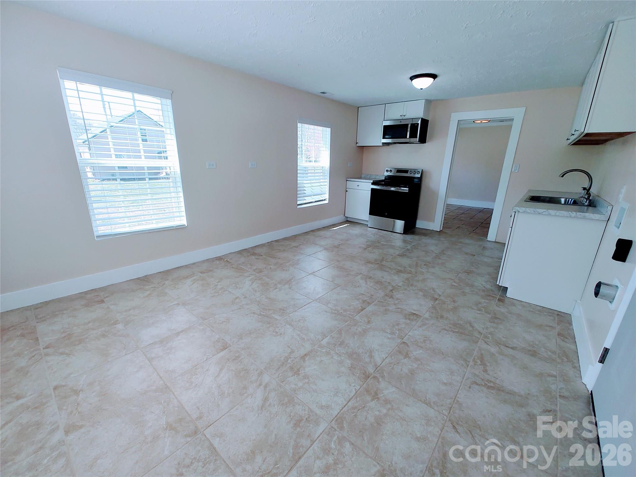 175 Leonard Road — Salisbury