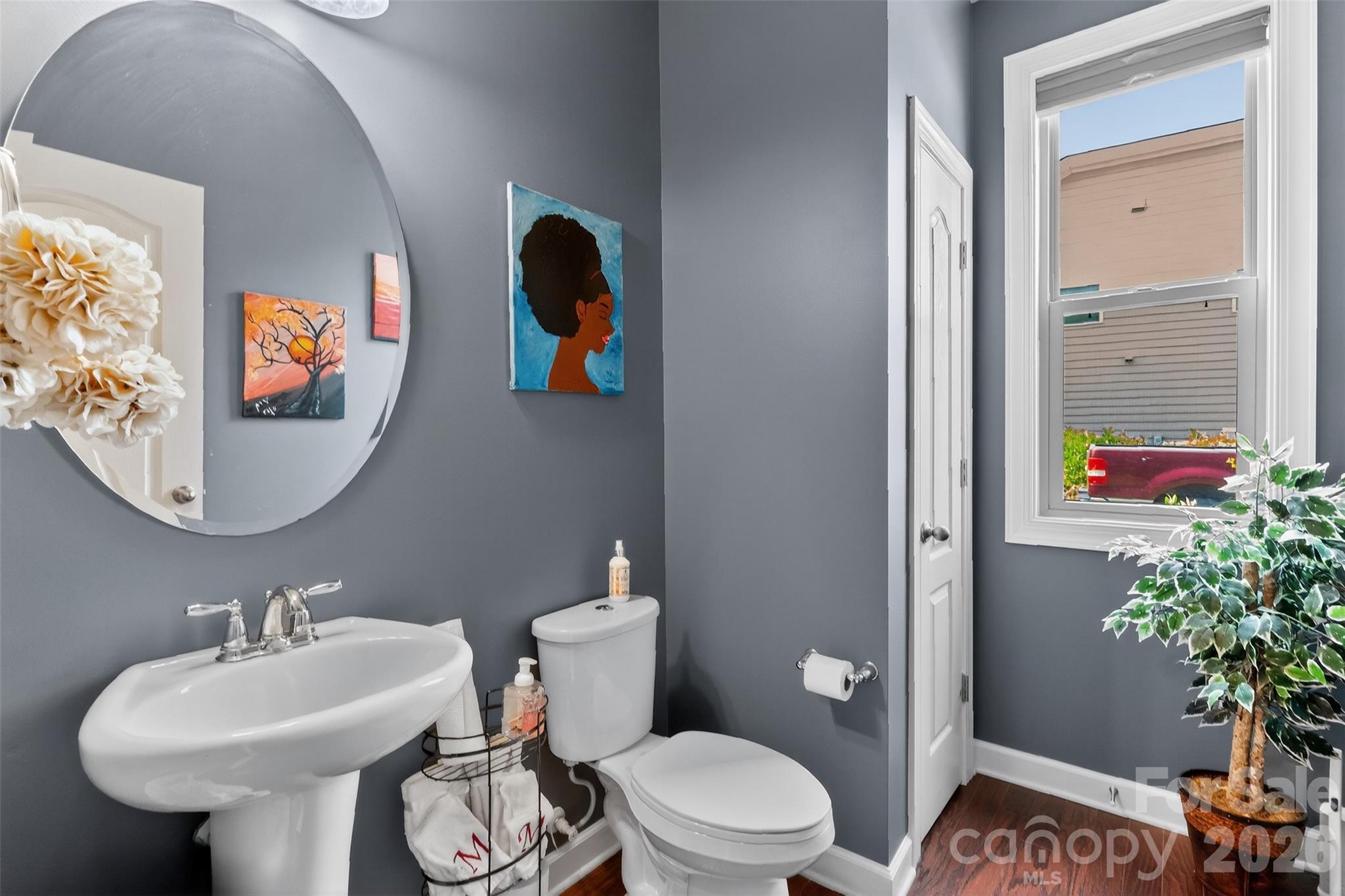 8340 Breton Way — Harrisburg