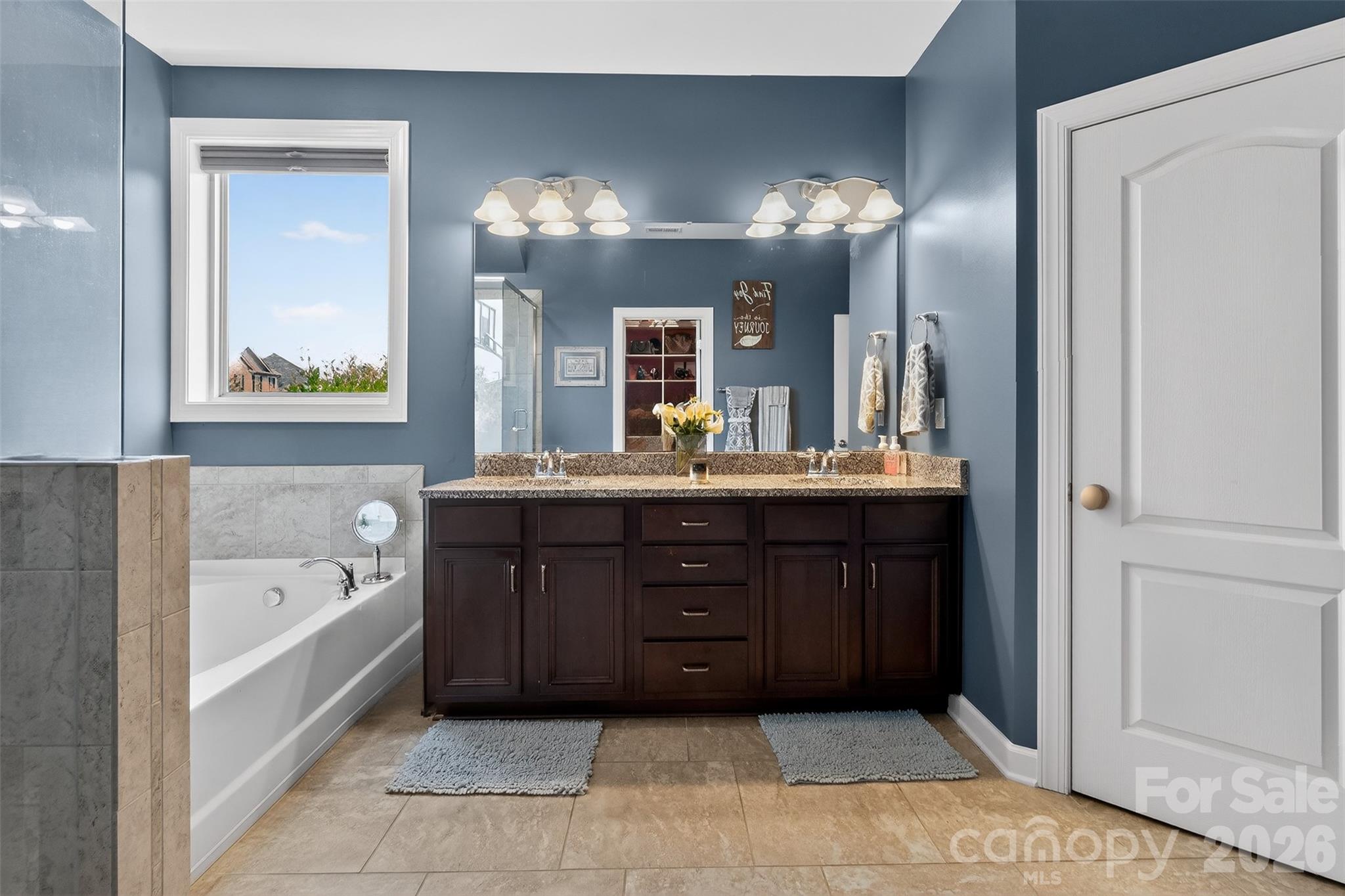 8340 Breton Way — Harrisburg