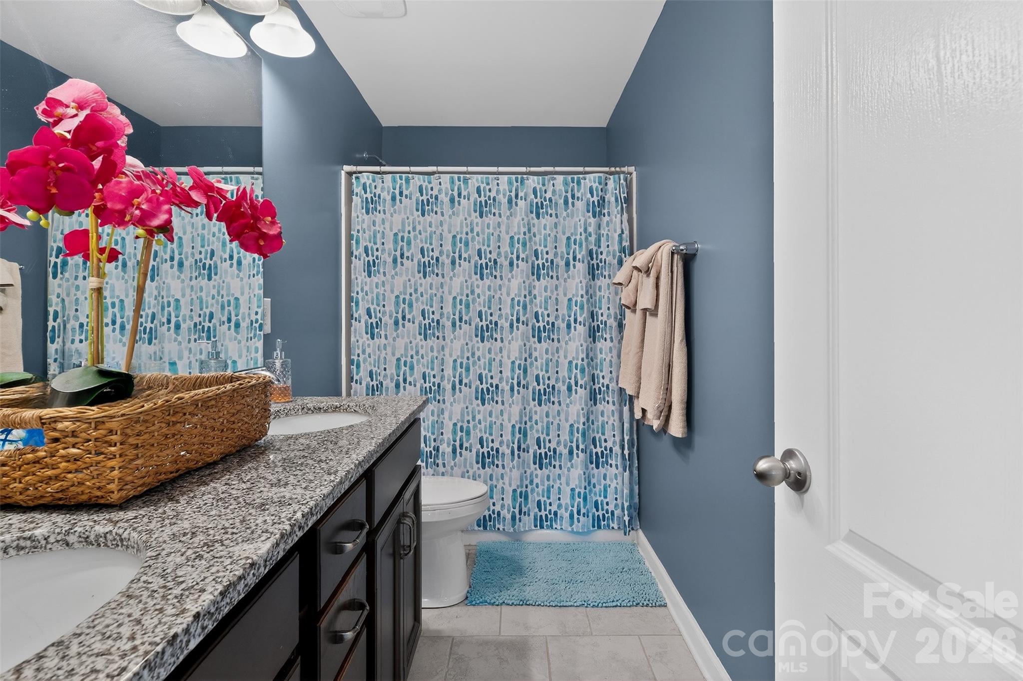 8340 Breton Way — Harrisburg